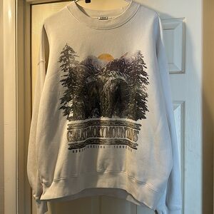 Abercrombie & Fitch Great Smoky Mountains Crew neck sweatshirt Size medium-MED